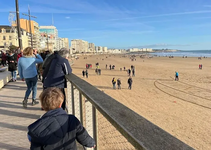 Plein Centre Maison Appartement 100 M De La Plage 150 M Du Port
